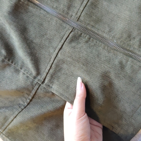 Christopher & Banks Olive Zip Up Long Sleeves Cord Jacket Size L - Picture 13 of 14